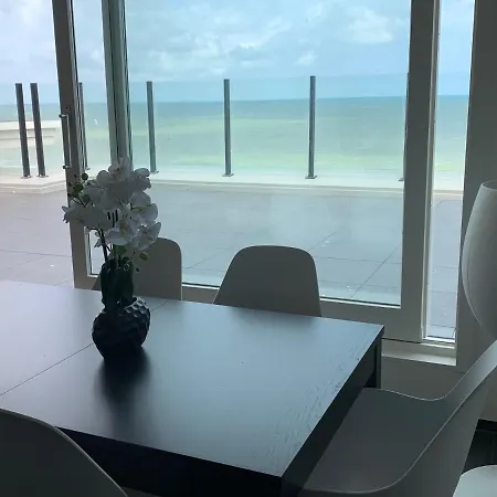 Ultra-luxury Penthouse With A Generous Terrace And Breathtaking Sea View T71