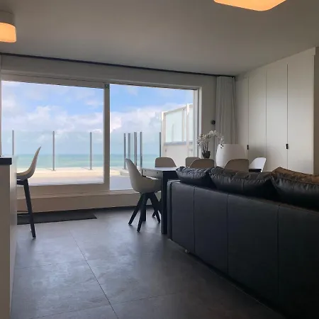 Ultra-luxury Penthouse With A Generous Terrace And Breathtaking Sea View T71