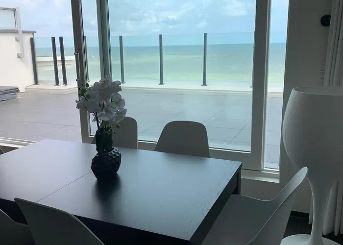 Ultra-luxury Penthouse With A Generous Terrace And Breathtaking Sea View T71